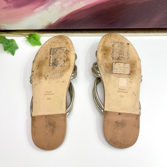 STUART WEITZMAN Twist Knot Flat Sandals in Gold Size 6.5 - Picture 9 of 10